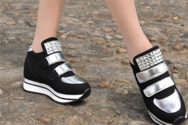 九姑娘鞋帽 匠心传承与时尚融合的鞋履头饰典范